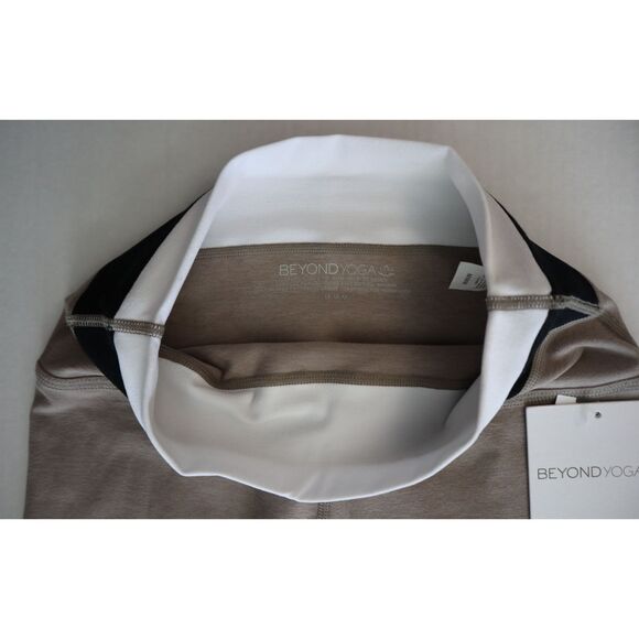 Beyond Yoga SD3545 Women's Sz M Beige Horizon Colorblock MIDI Leggings - Picture 3 of 13